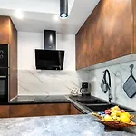 Luxury With Balcony Seaview Apartman