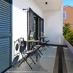 Apartman Luxury With Balcony Seaview Brodarica (Sibenik-Knin)
