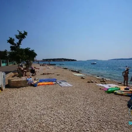 Luxury Brodarica With Balcony Seaview *