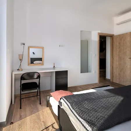 Luxury With Balcony Seaview Brodarica (Sibenik-Knin)