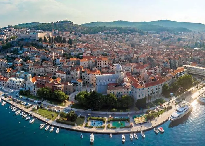 Luxury With Balcony Seaview Apartman