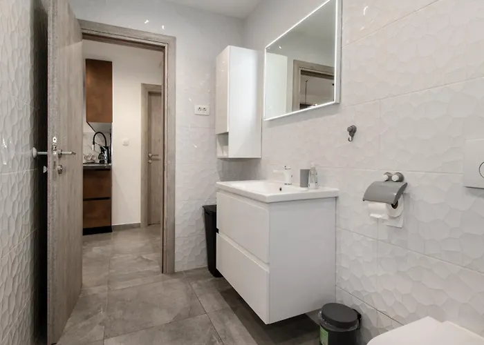 Luxury With Balcony Seaview